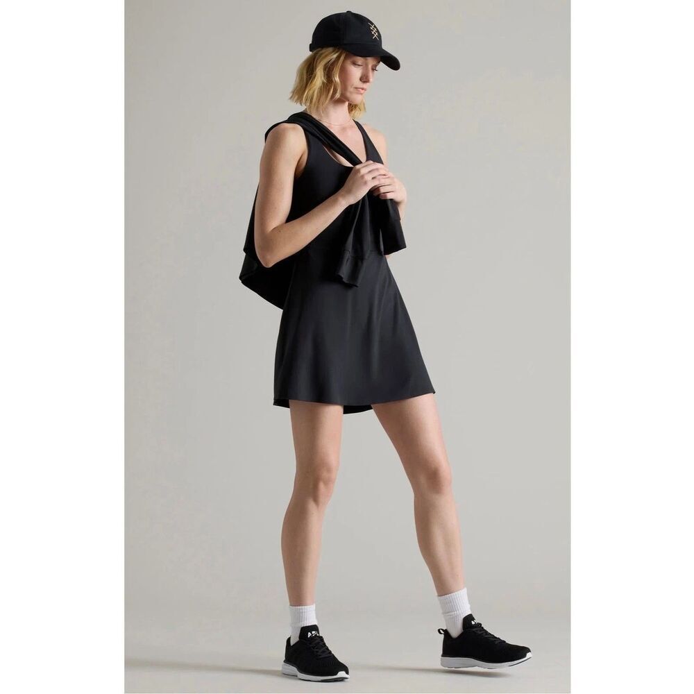 Rhone Course To Court Dress - black - Size medium (NWOT)